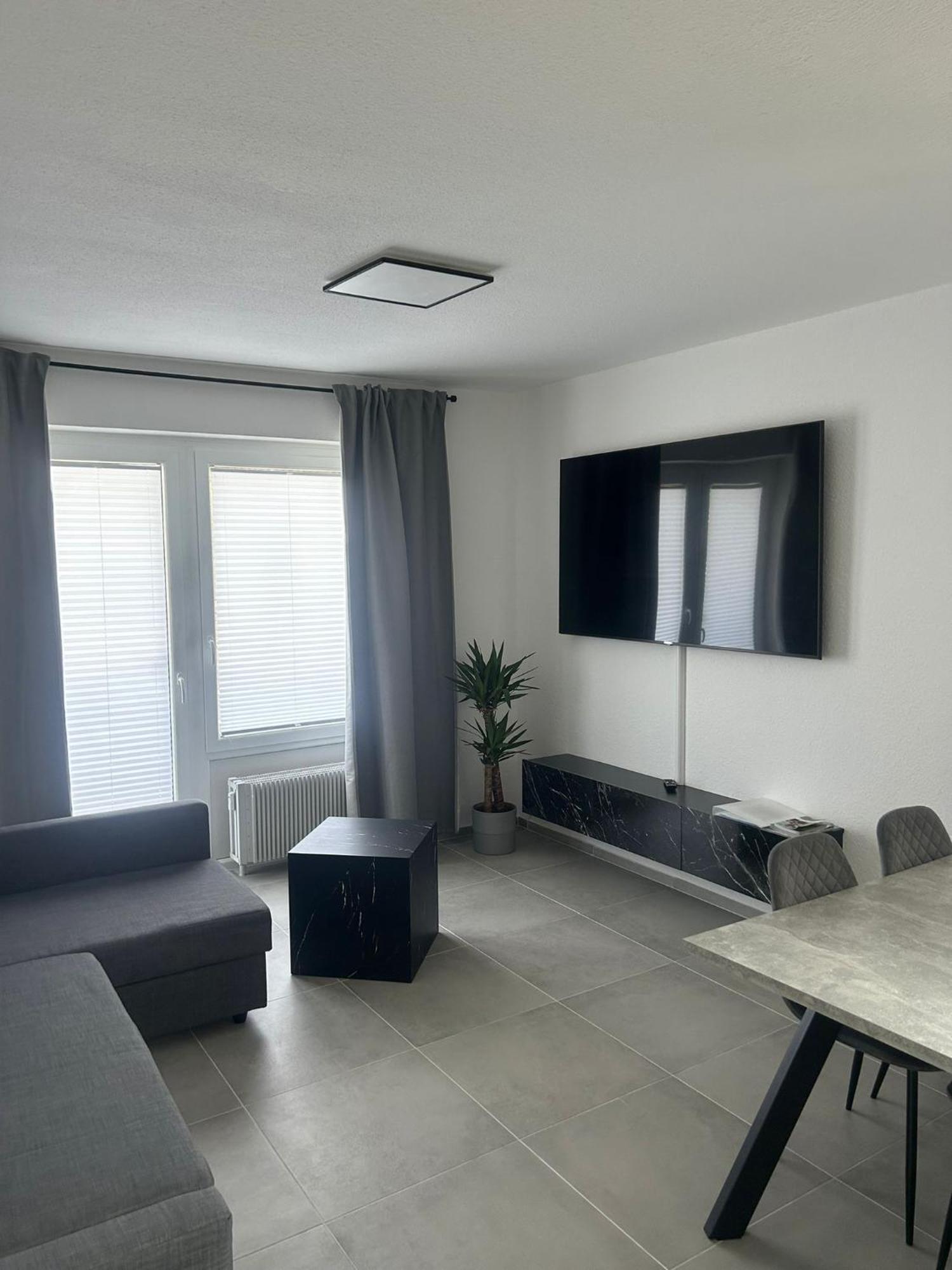 Ferienwohnung Menges 梅德巴赫 外观 照片