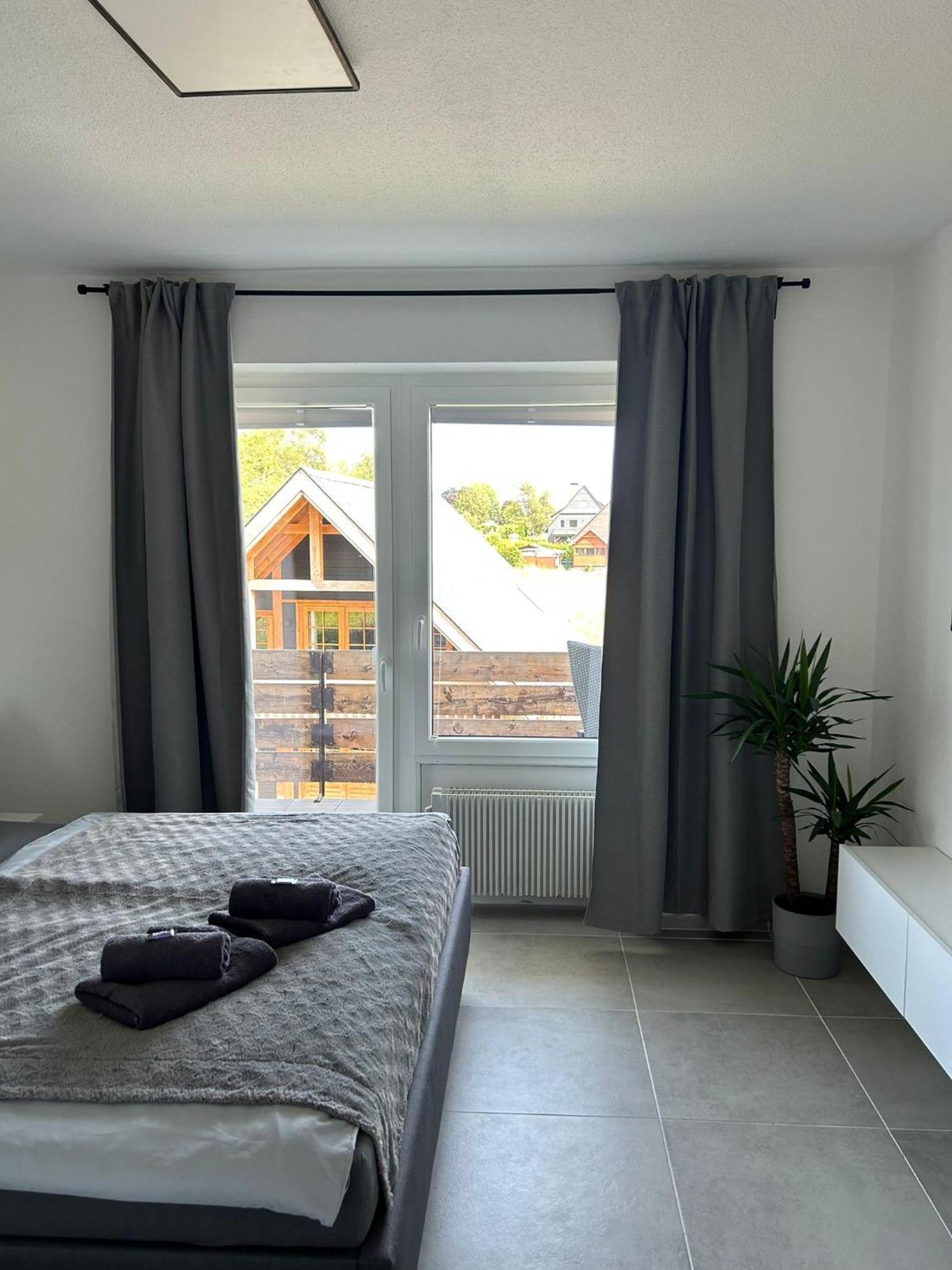 Ferienwohnung Menges 梅德巴赫 外观 照片